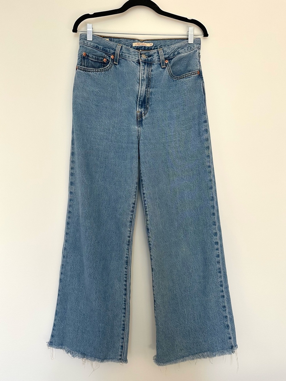 LEVI’S Ribcage Wide Leg Jeans - Picture 2 of 15